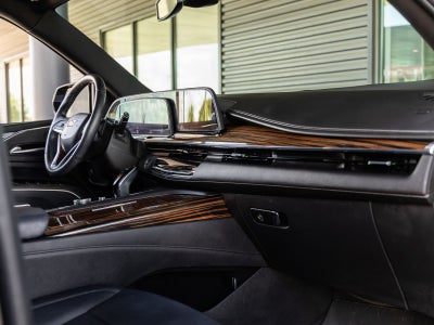 2024 Cadillac Escalade Luxury