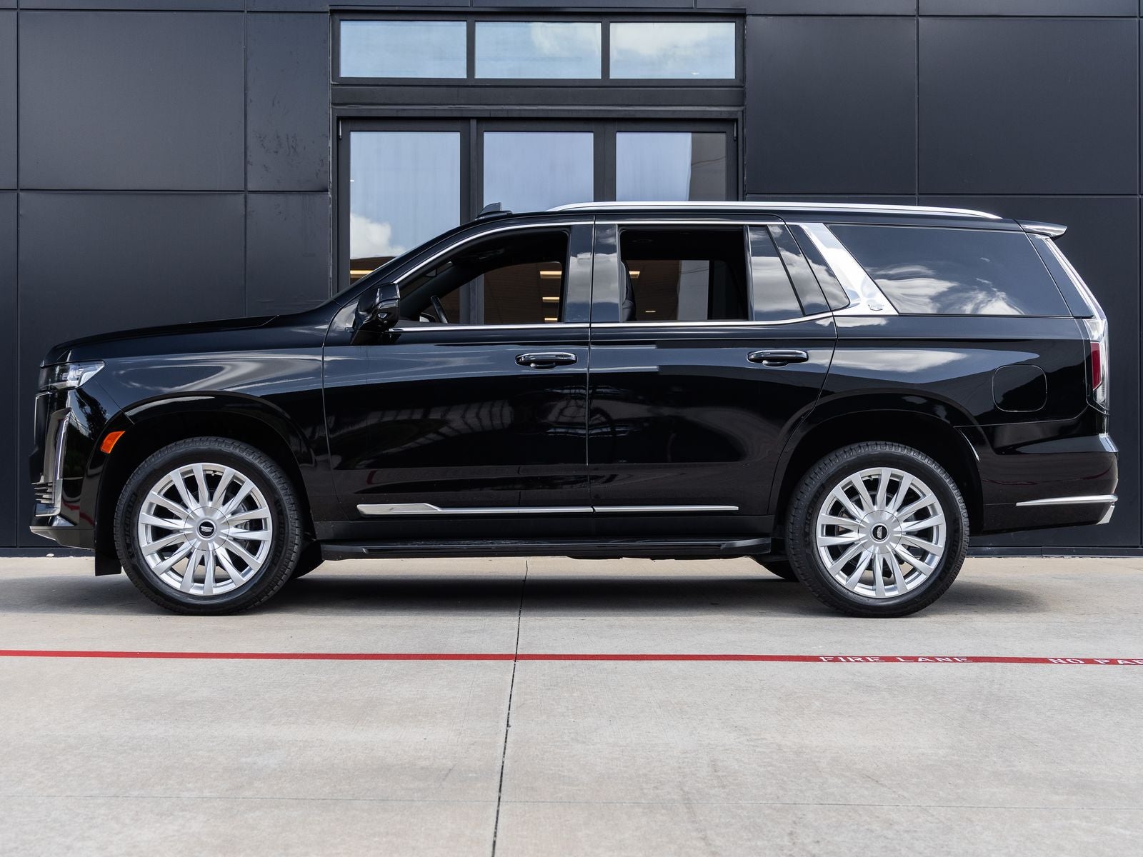 2024 Cadillac Escalade Luxury