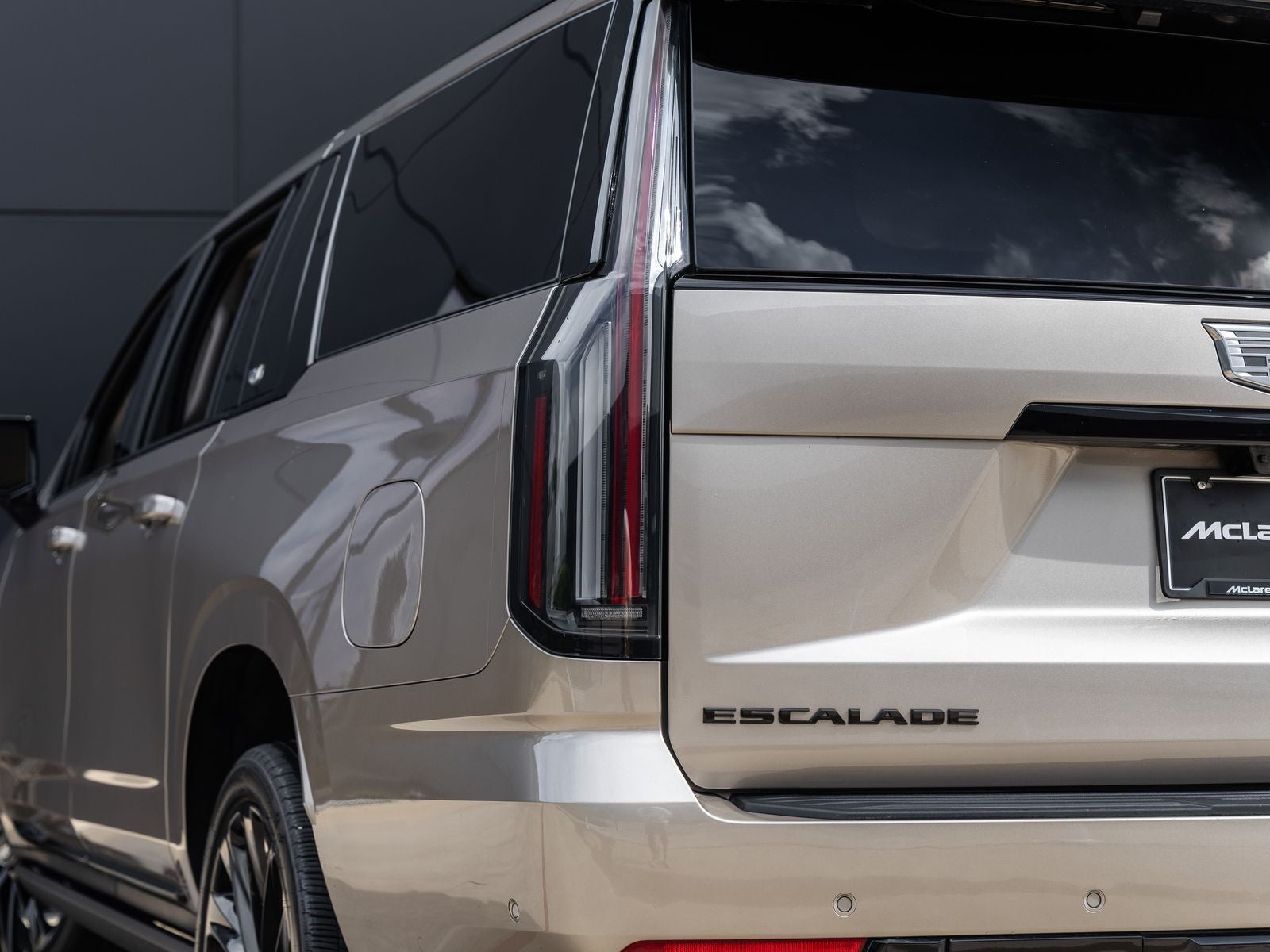 2025 Cadillac Escalade ESV Sport Platinum