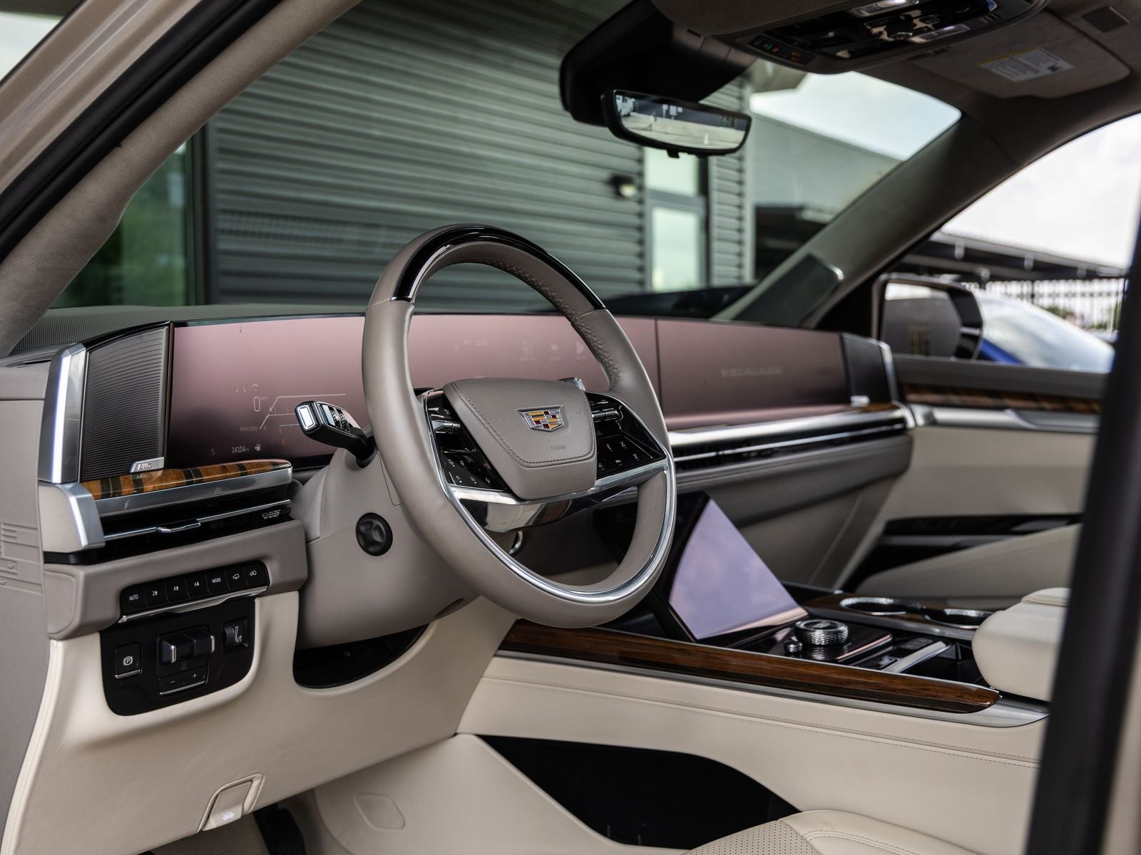 2025 Cadillac Escalade ESV Sport Platinum