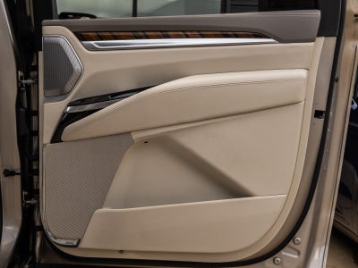 2025 Cadillac Escalade ESV Sport Platinum