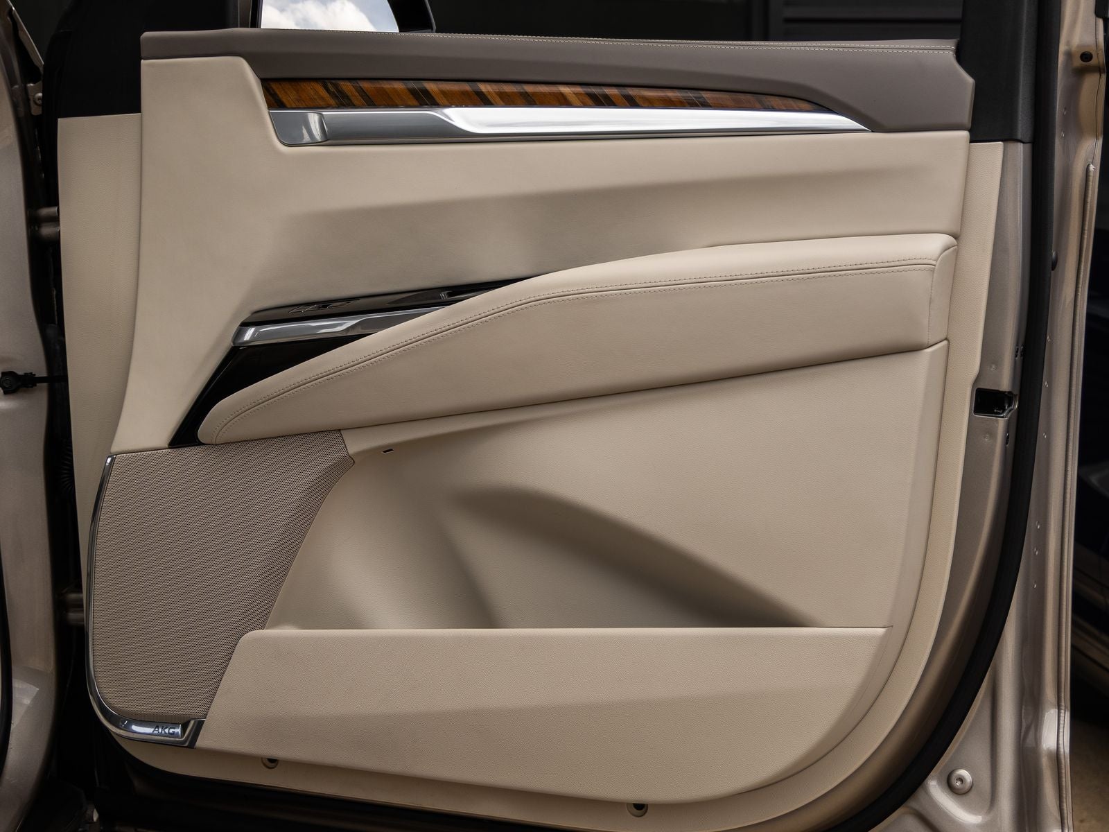 2025 Cadillac Escalade ESV Sport Platinum