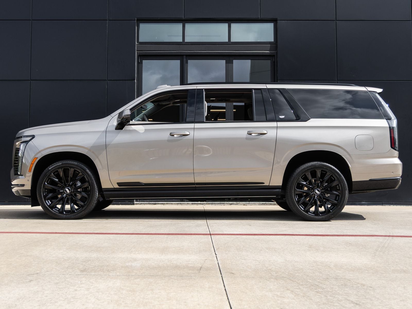 2025 Cadillac Escalade ESV Sport Platinum