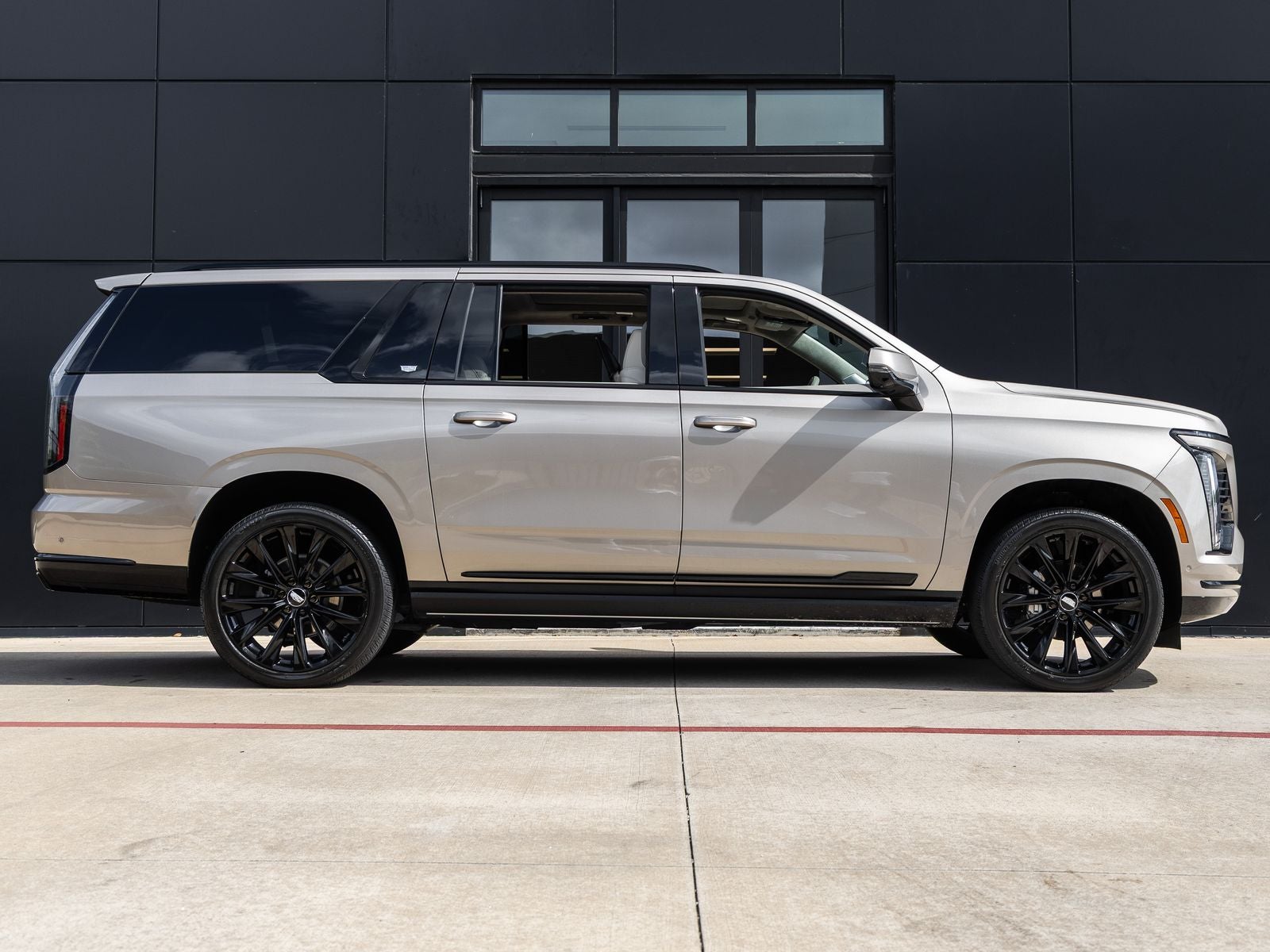 2025 Cadillac Escalade ESV Sport Platinum