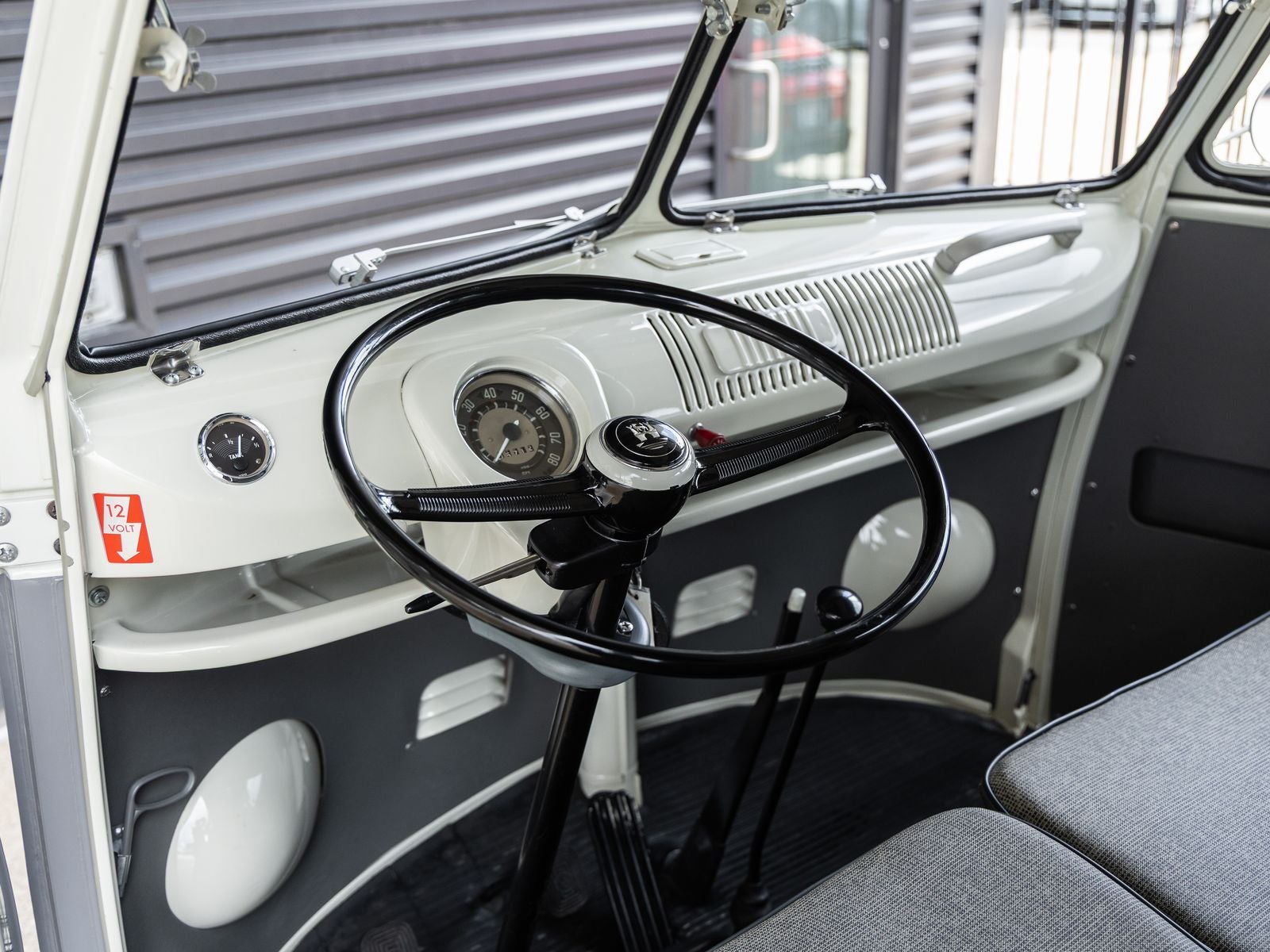 1966 Volkswagen Kombi Base