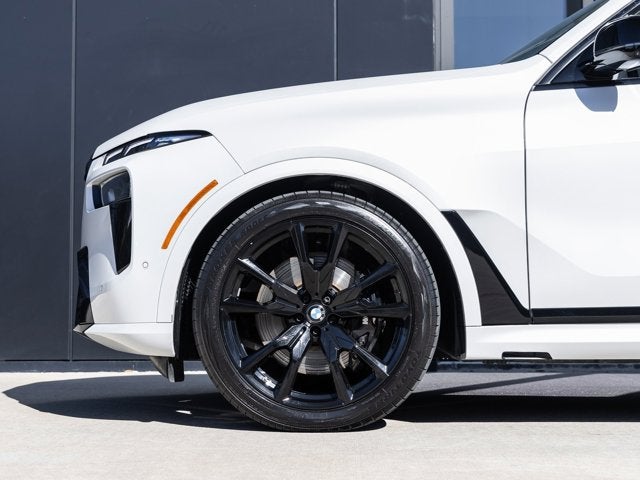 2026 BMW X7 M60i