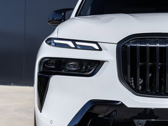 2026 BMW X7 M60i