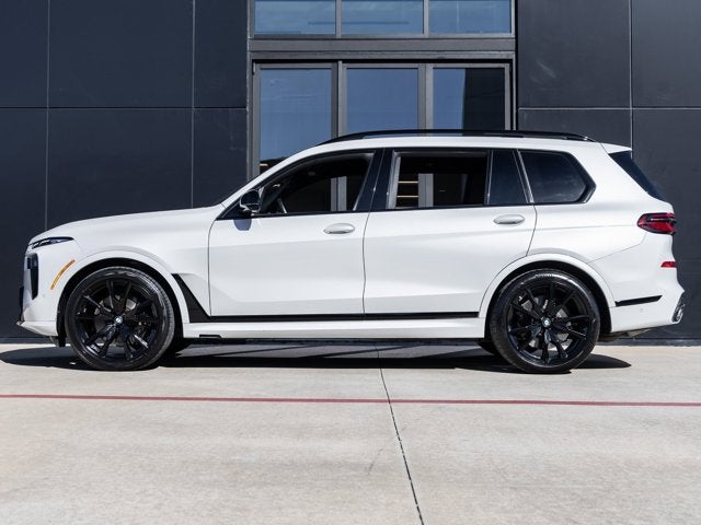 2026 BMW X7 M60i