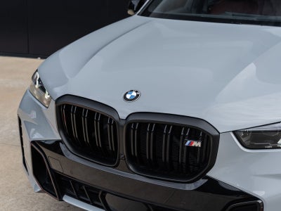 2025 BMW X5 M60i
