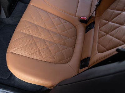 2025 BMW X6 M60i