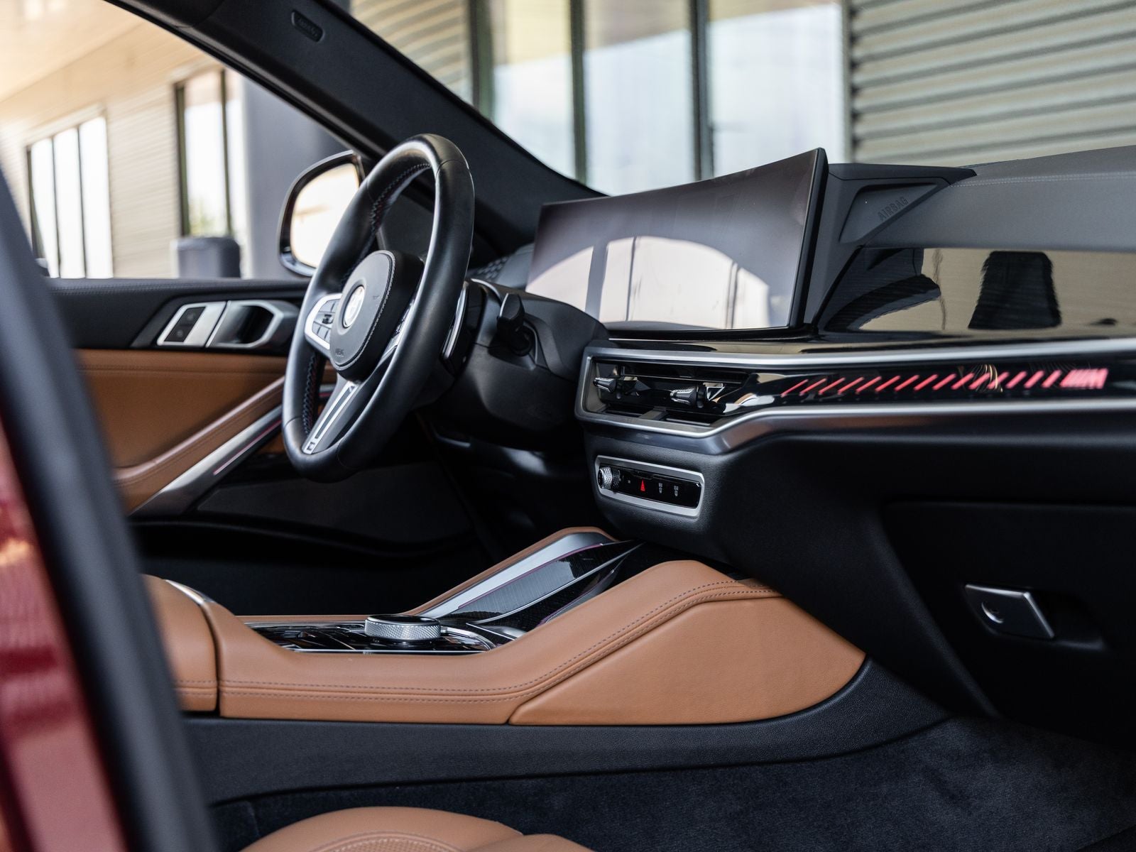2025 BMW X6 M60i