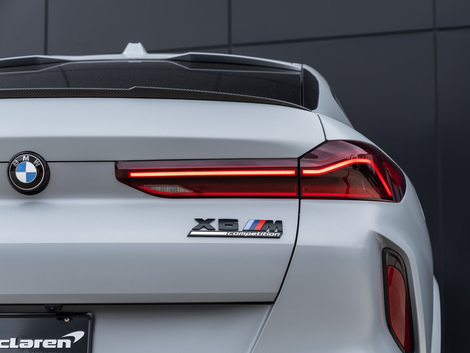 2025 BMW X6 M Base