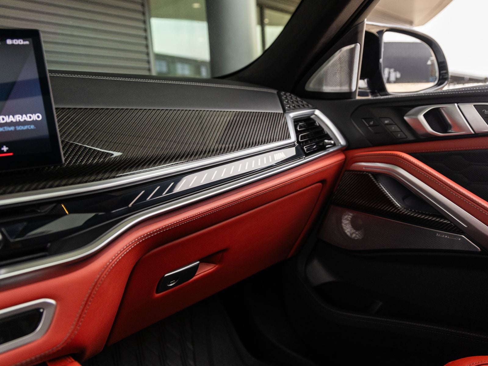 2025 BMW X6 M Base