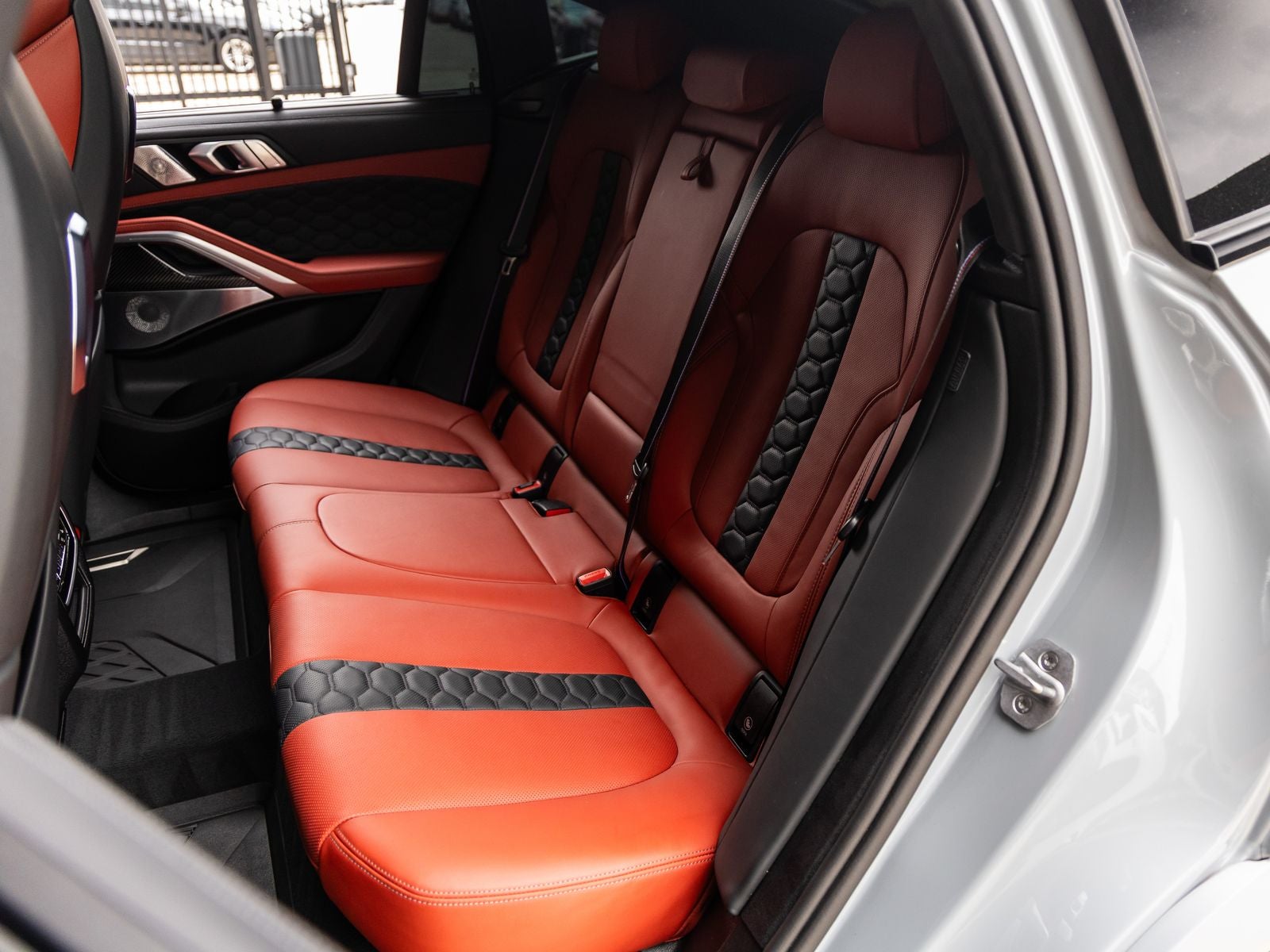 2025 BMW X6 M Base