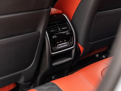 2025 BMW X6 M Base