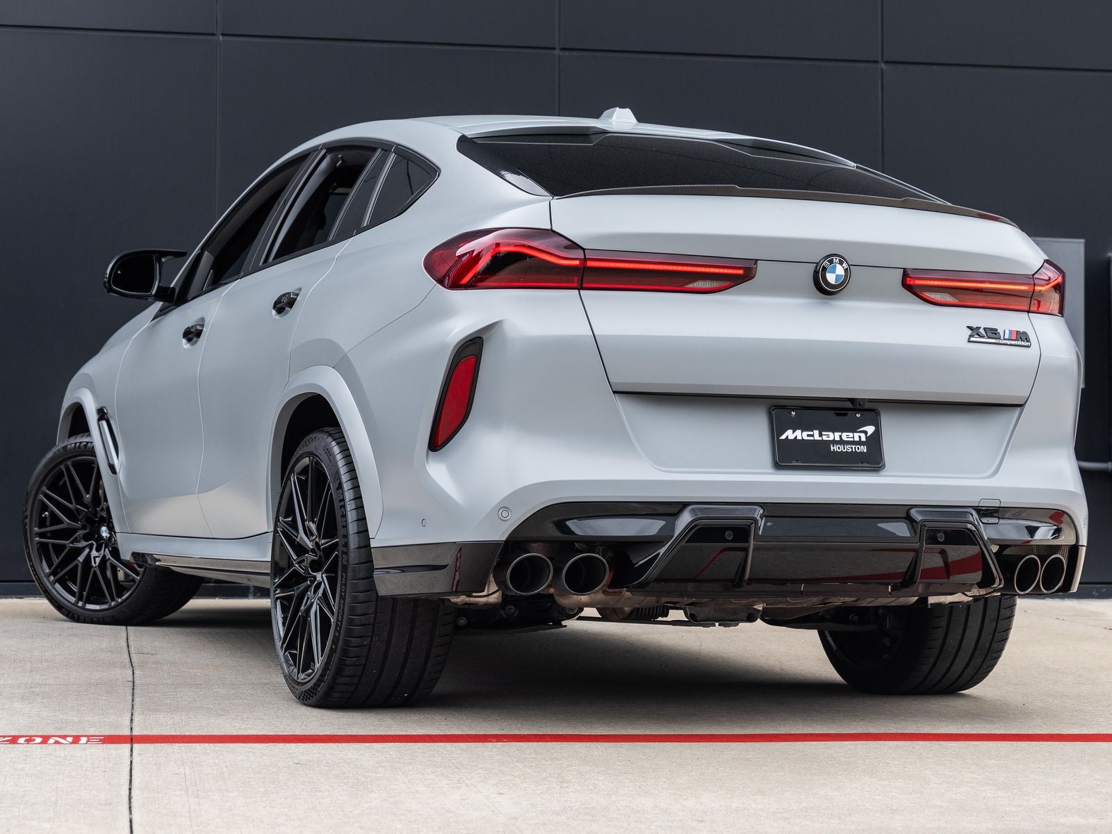 2025 BMW X6 M Base