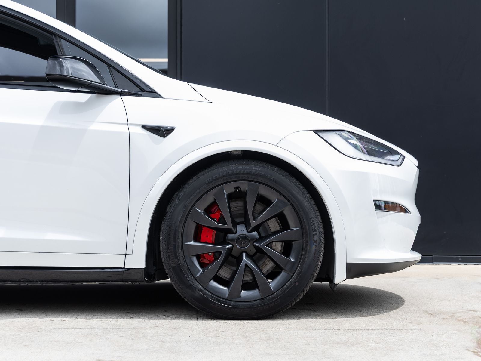 2023 Tesla Model X Plaid