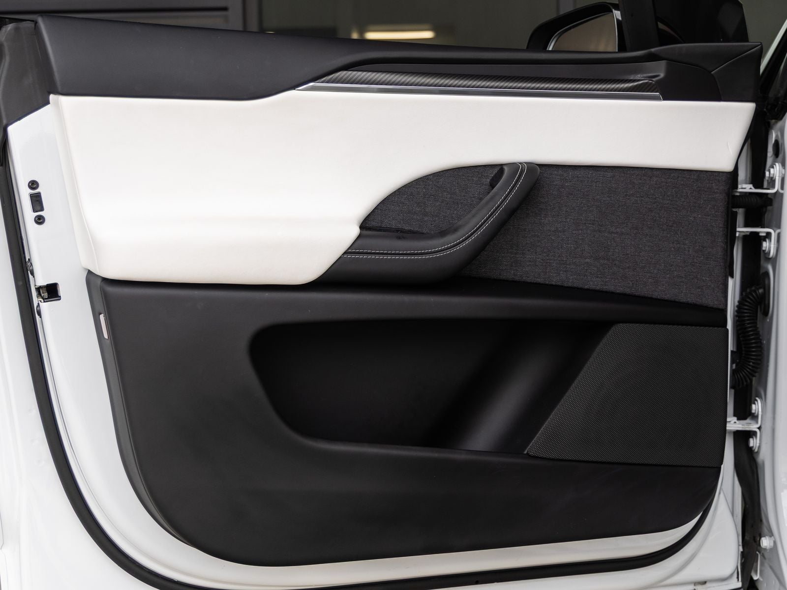 2023 Tesla Model X Plaid