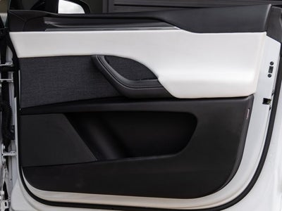 2023 Tesla Model X Plaid