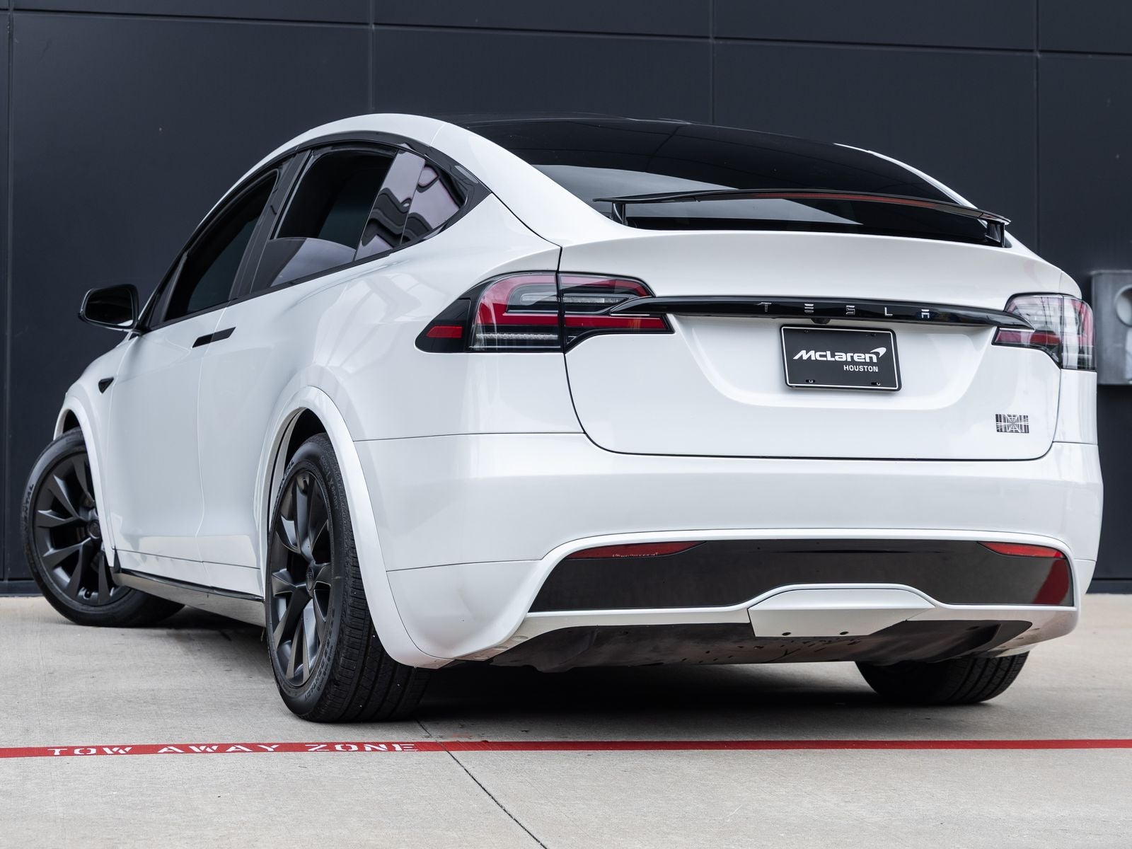 2023 Tesla Model X Plaid