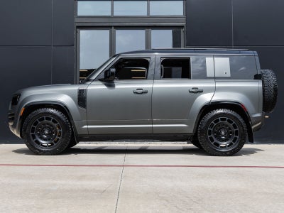 2025 Land Rover Defender 110 P635 OCTA V8