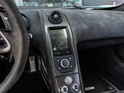 2016 McLaren 675LT Base