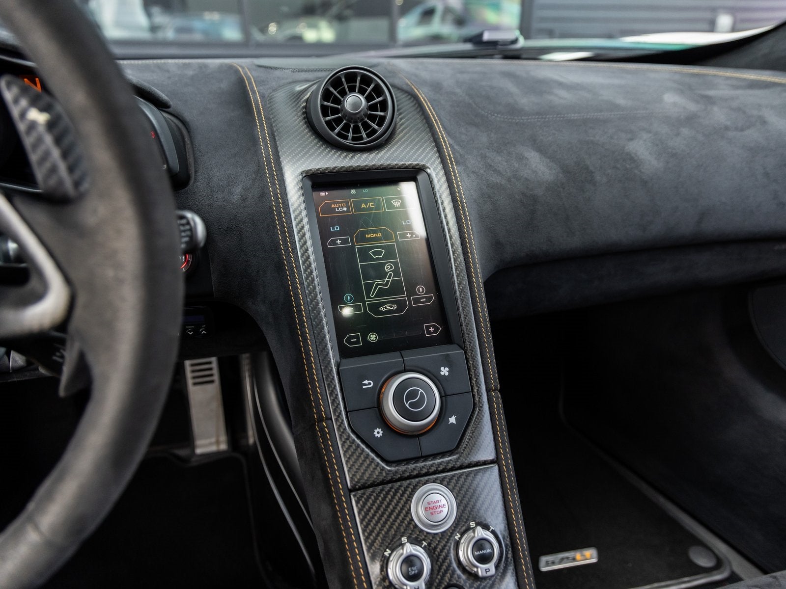 2016 McLaren 675LT Base