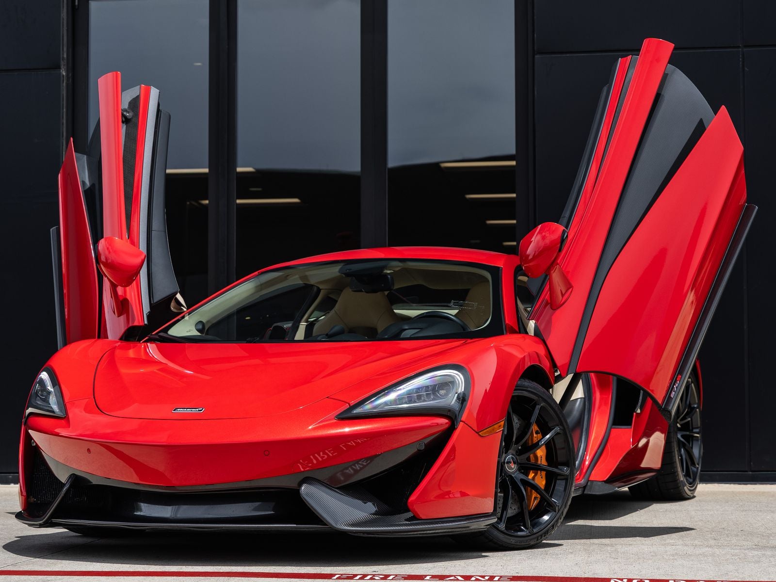2016 McLaren 570S Base