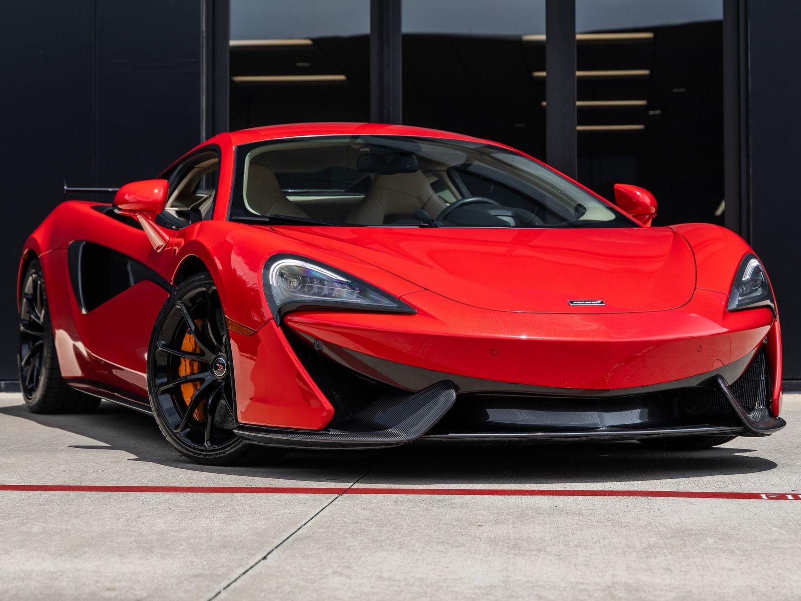 2016 McLaren 570S Base
