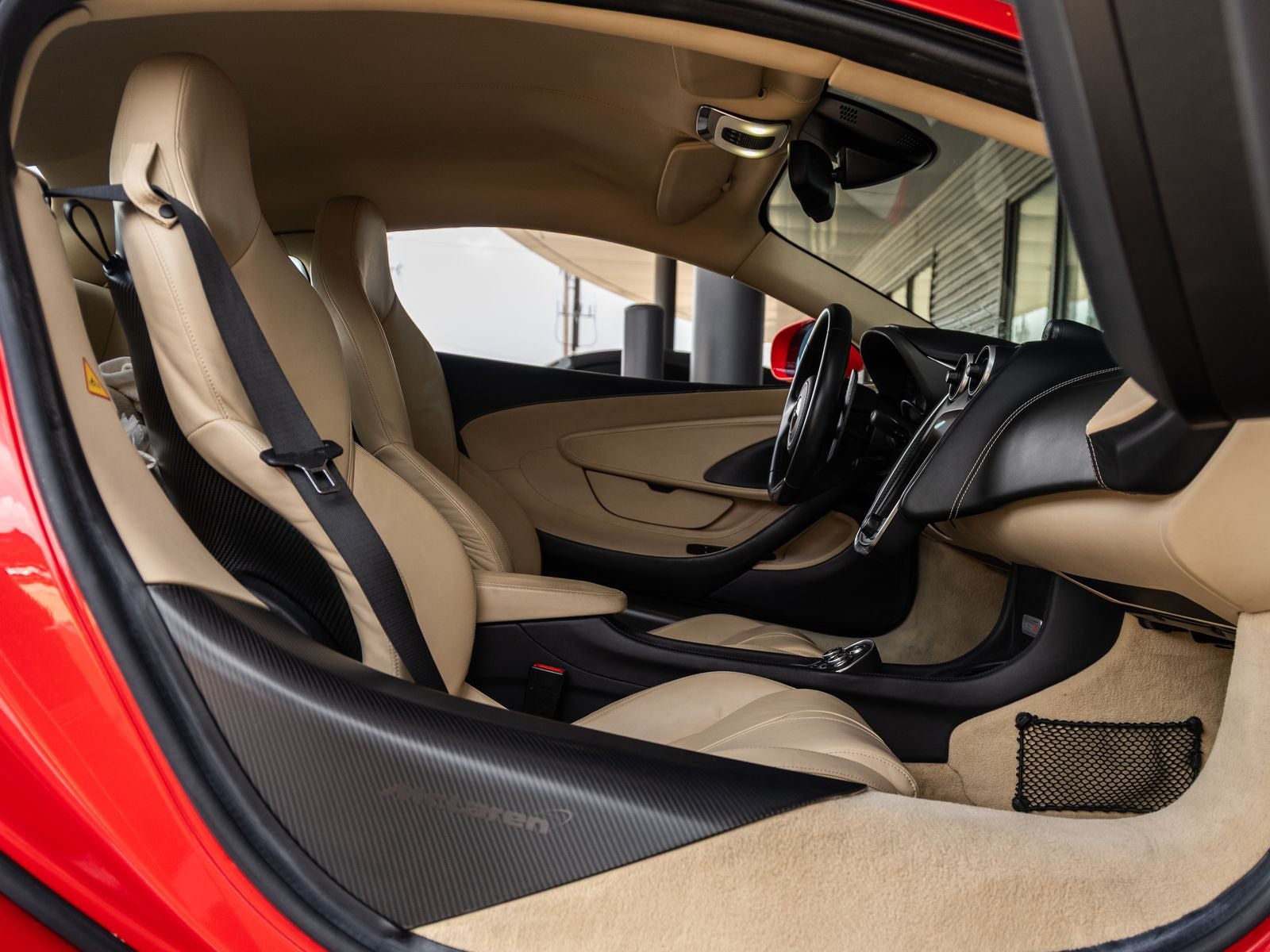 2016 McLaren 570S Base