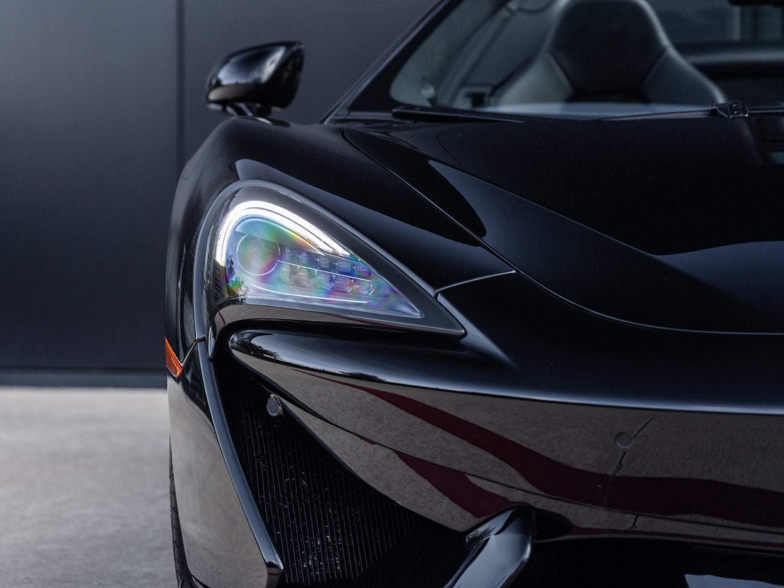 2020 McLaren 570S Base