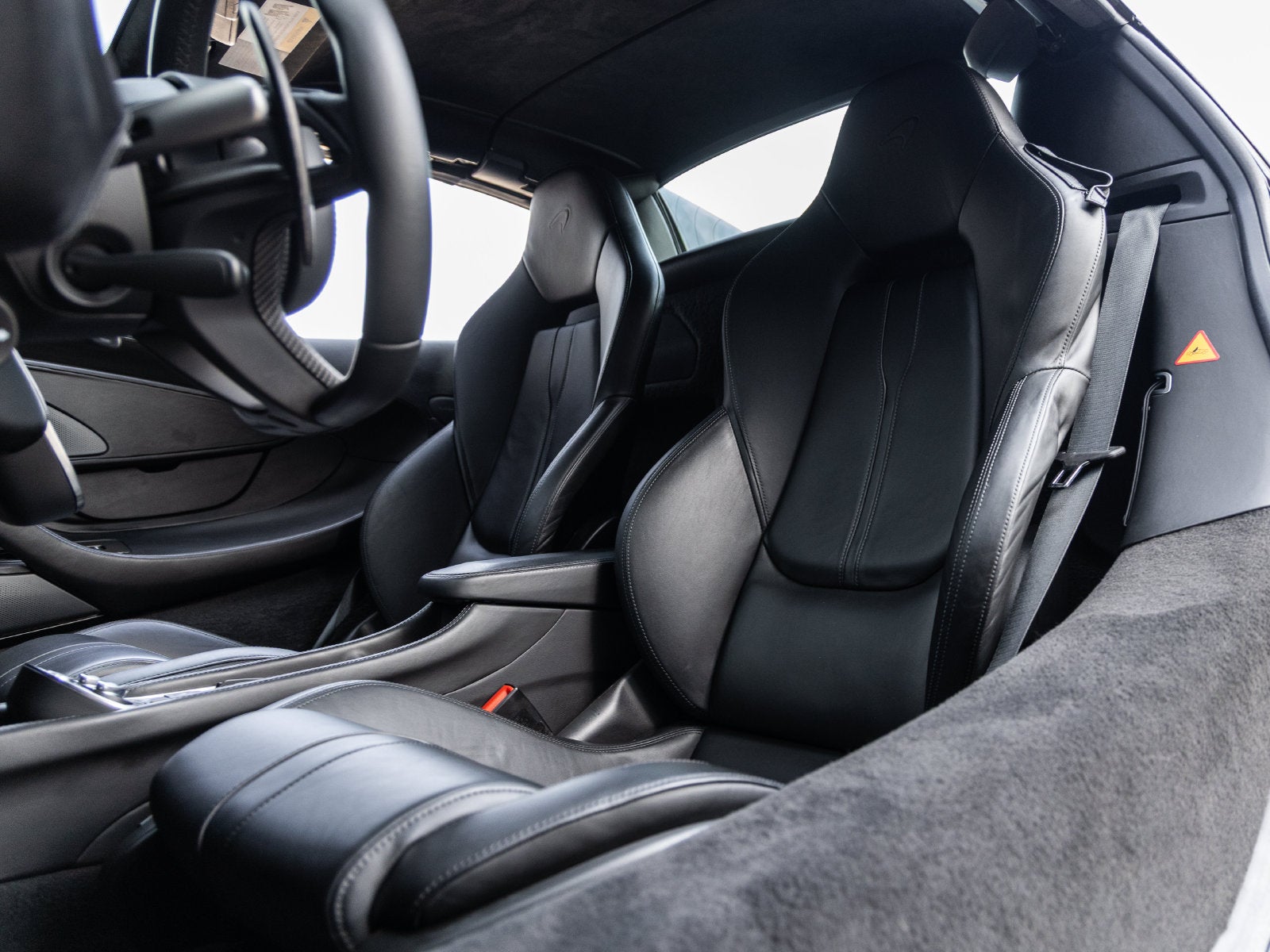2020 McLaren 570S Base