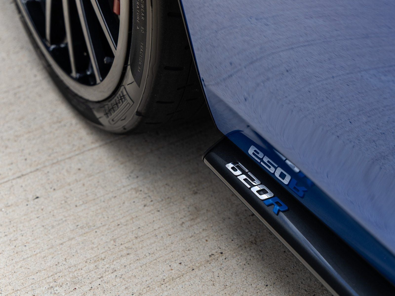 2020 McLaren 620R Base