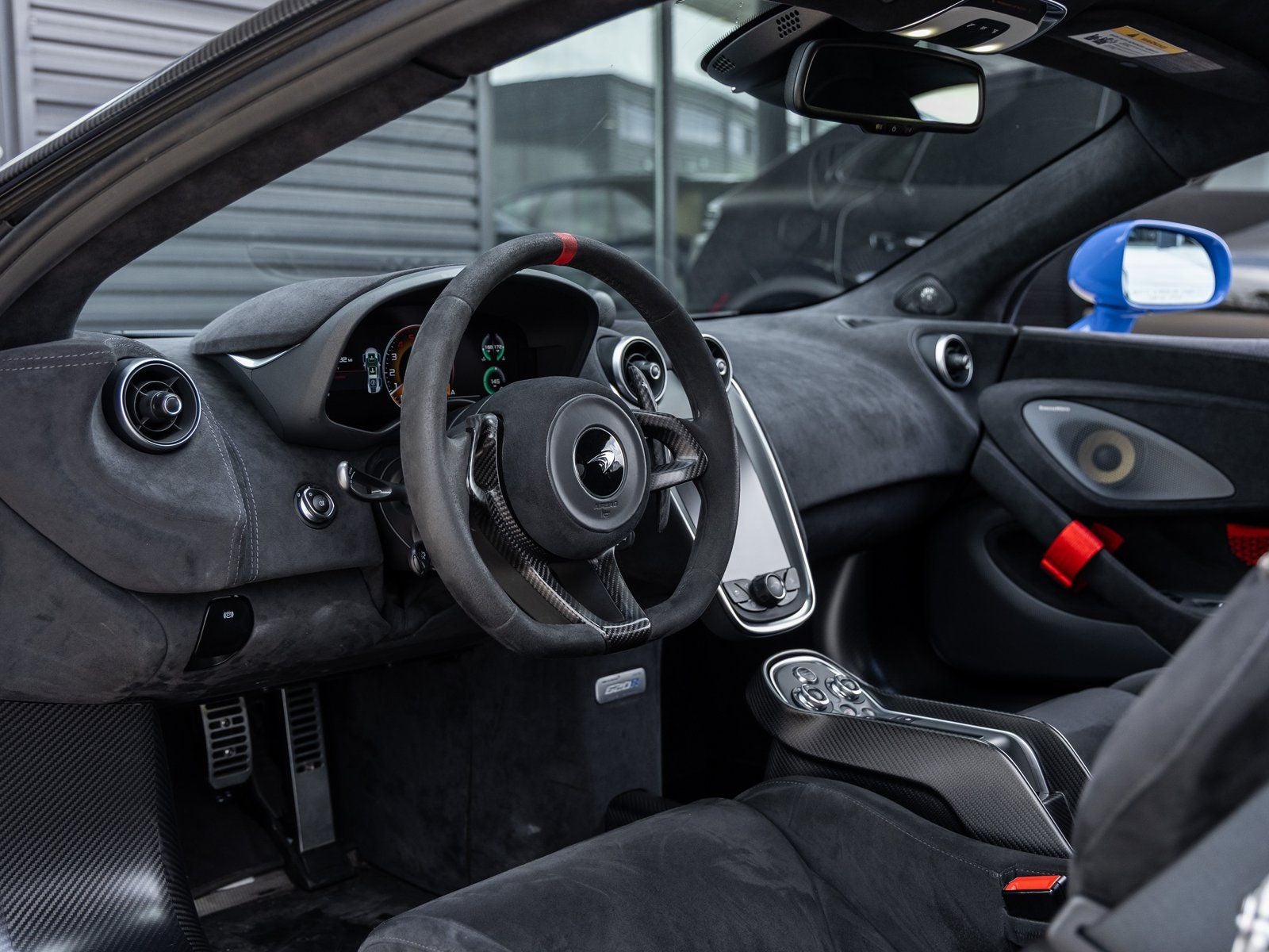 2020 McLaren 620R Base