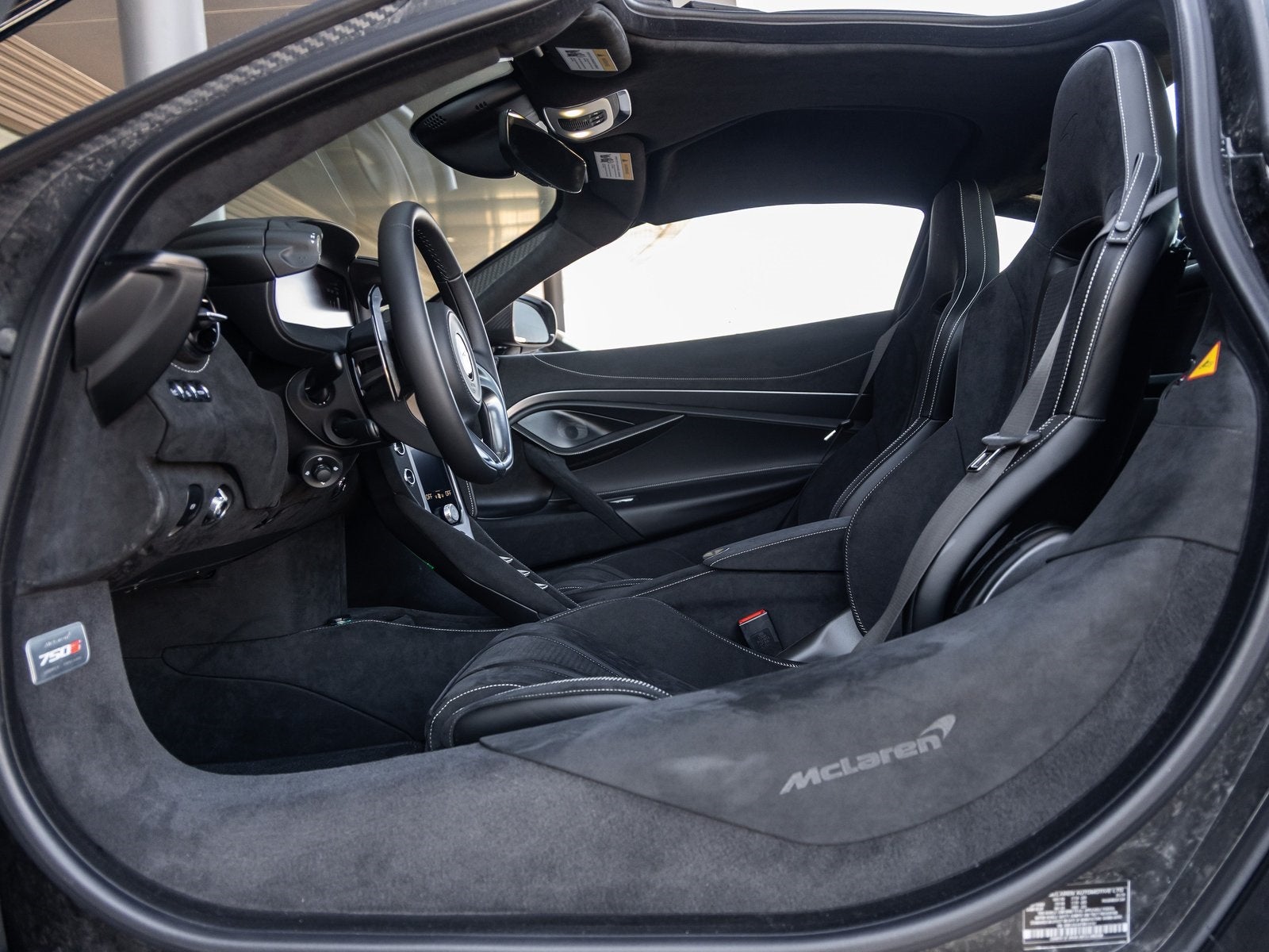 2026 McLaren 750S Base