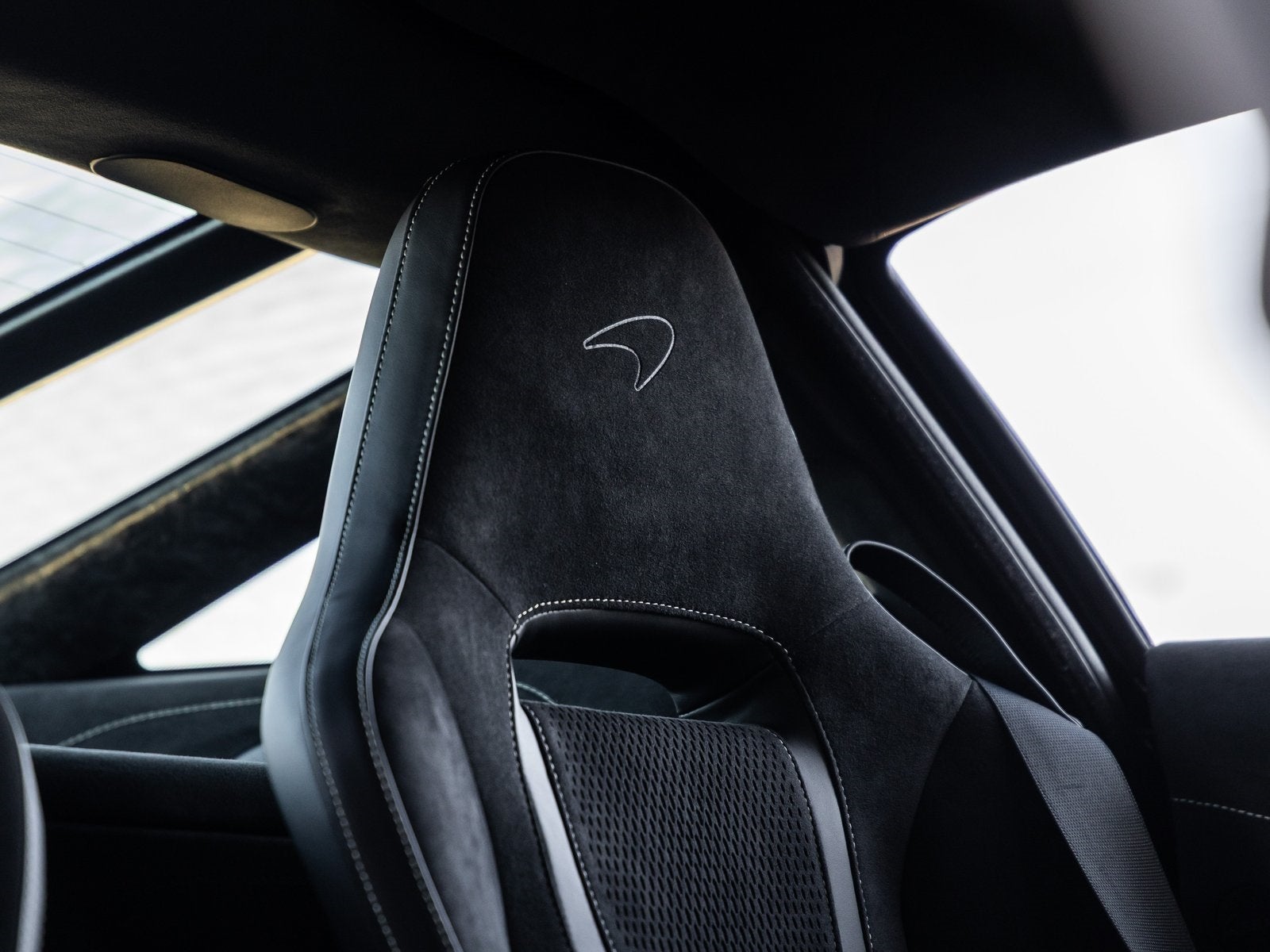 2026 McLaren 750S Base