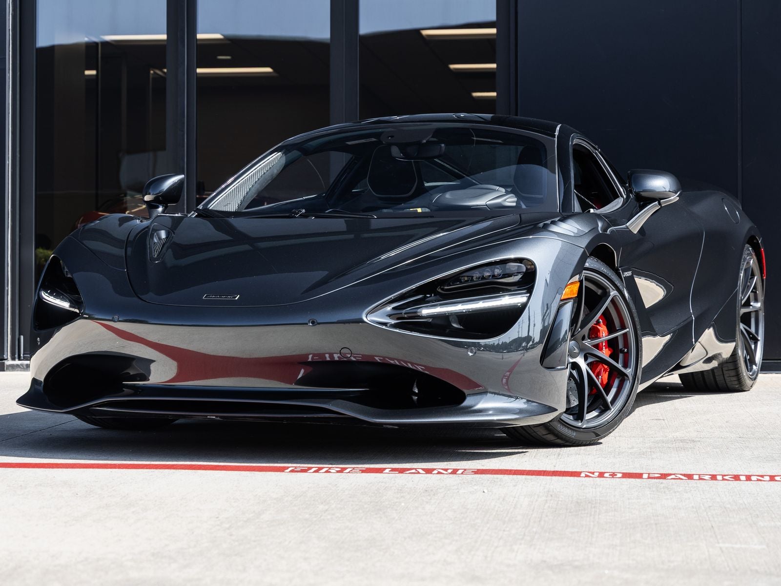 2027 McLaren 750S Base