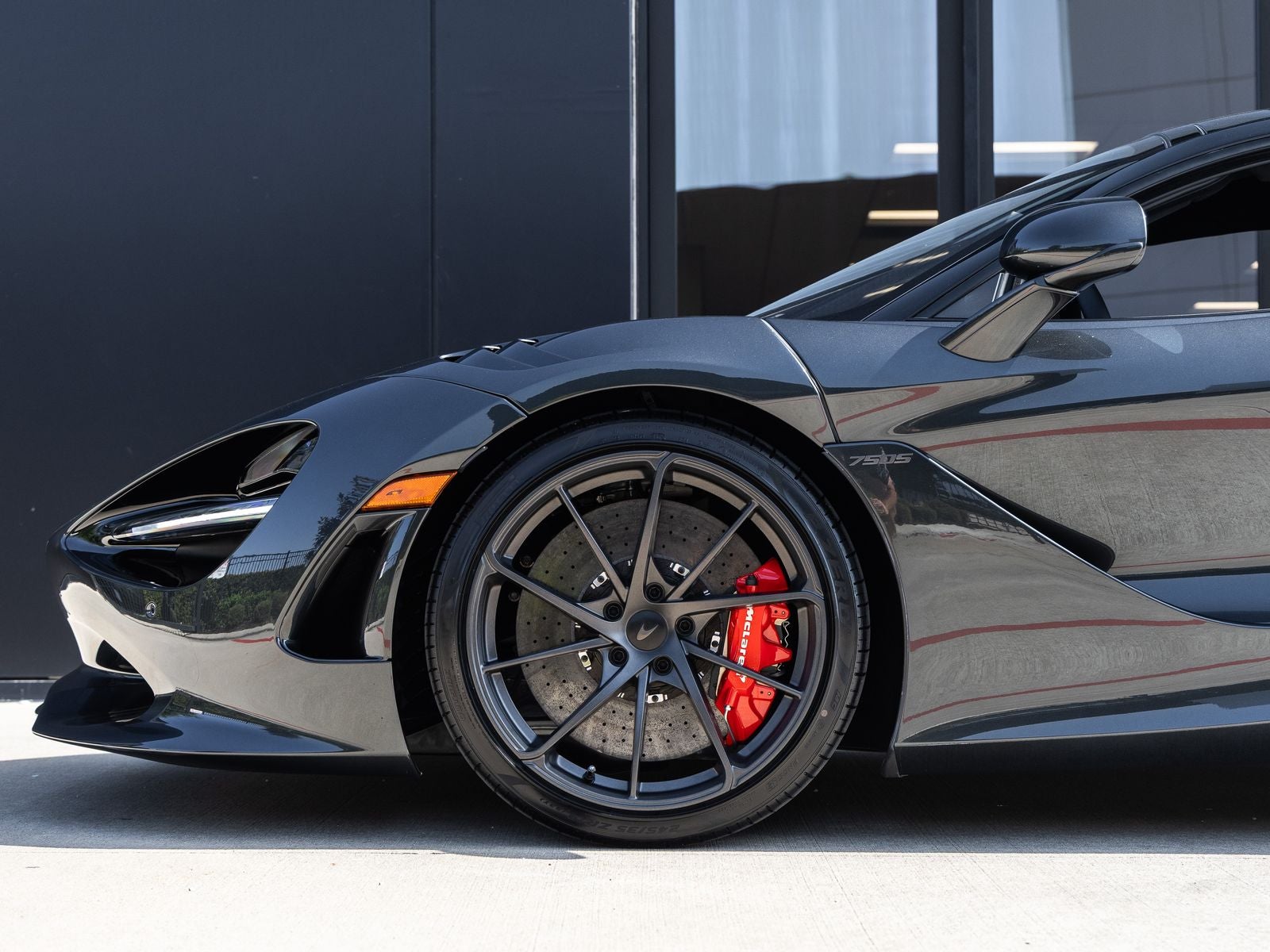 2027 McLaren 750S Base