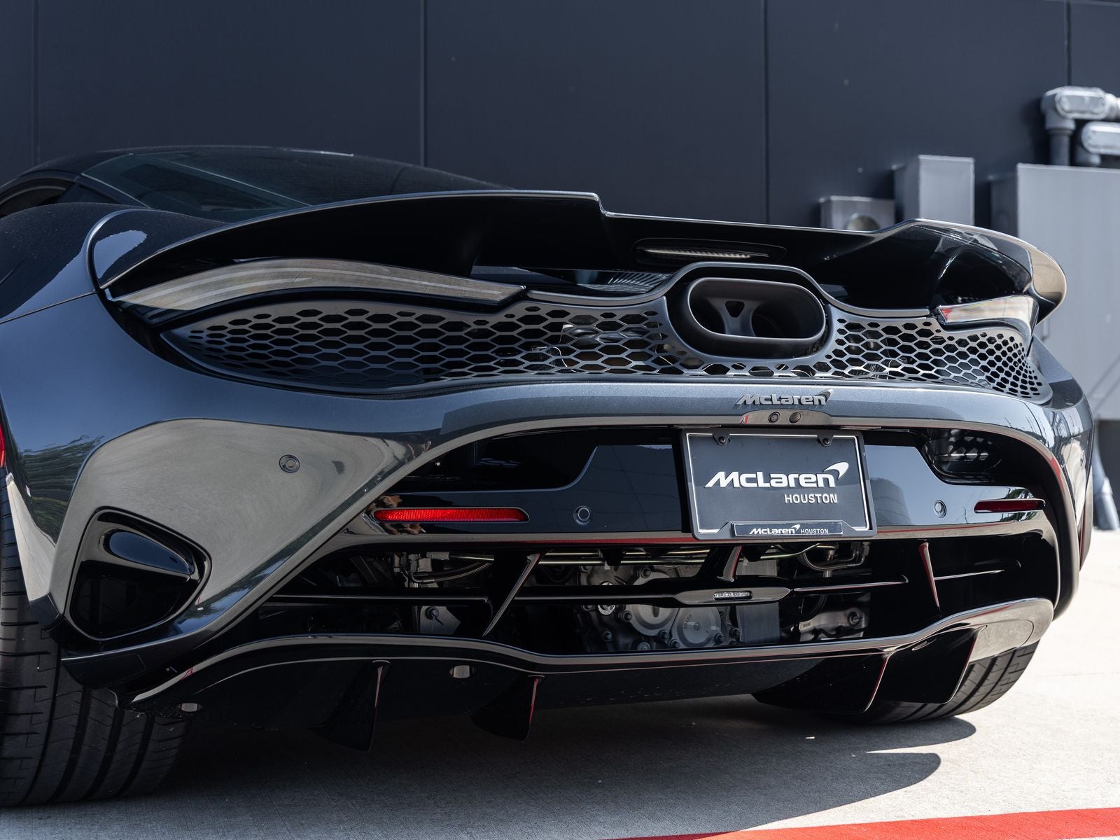 2027 McLaren 750S Base
