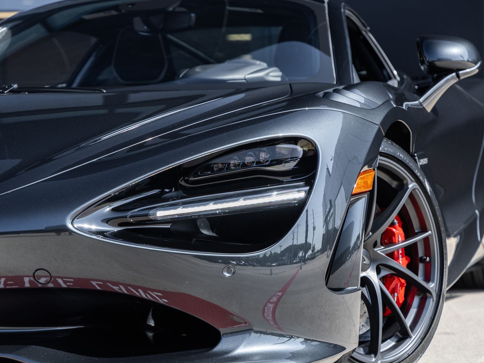 2027 McLaren 750S Base