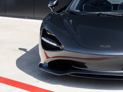 2027 McLaren 750S Base