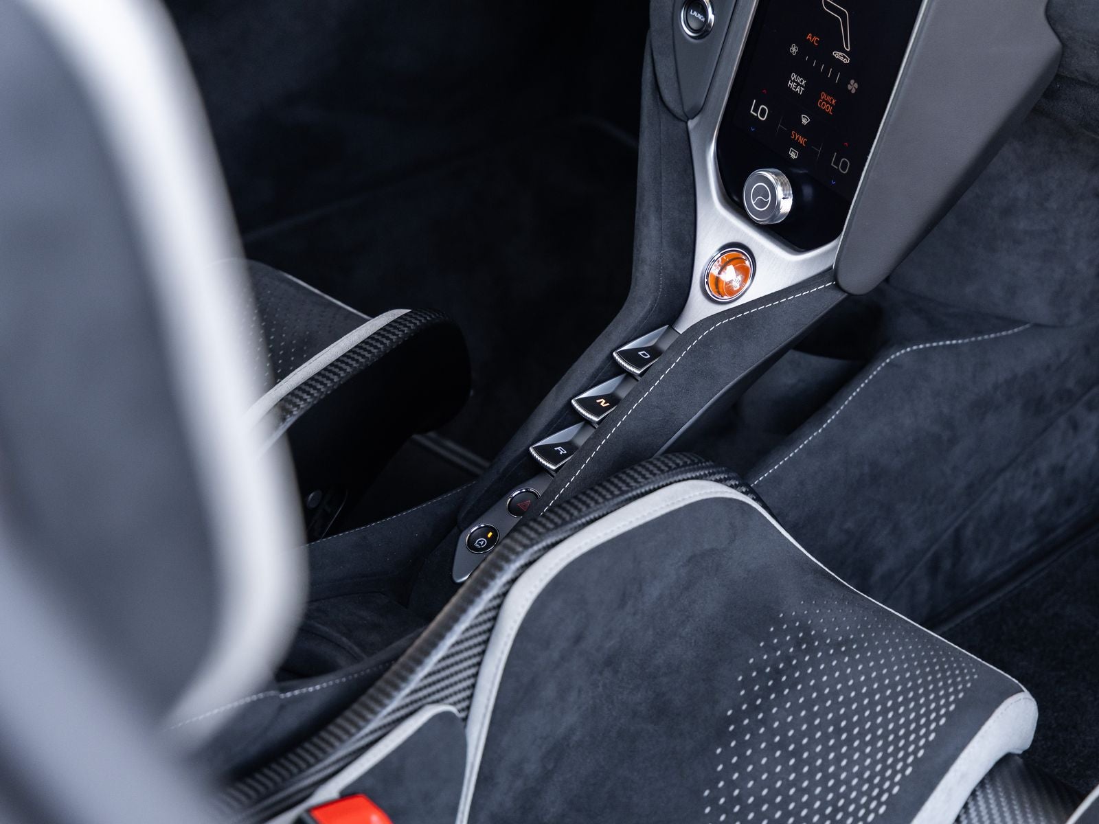 2027 McLaren 750S Base