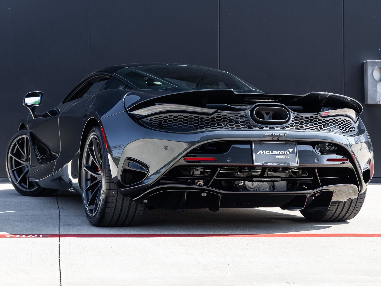 2027 McLaren 750S Base