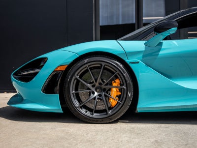 2026 McLaren 750S Base