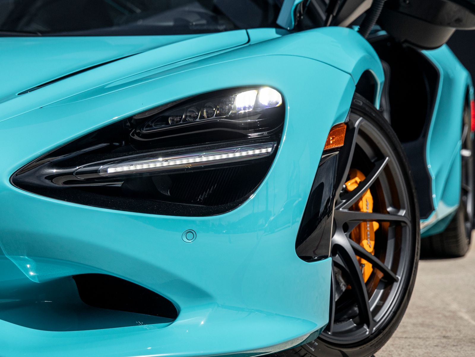 2026 McLaren 750S Base