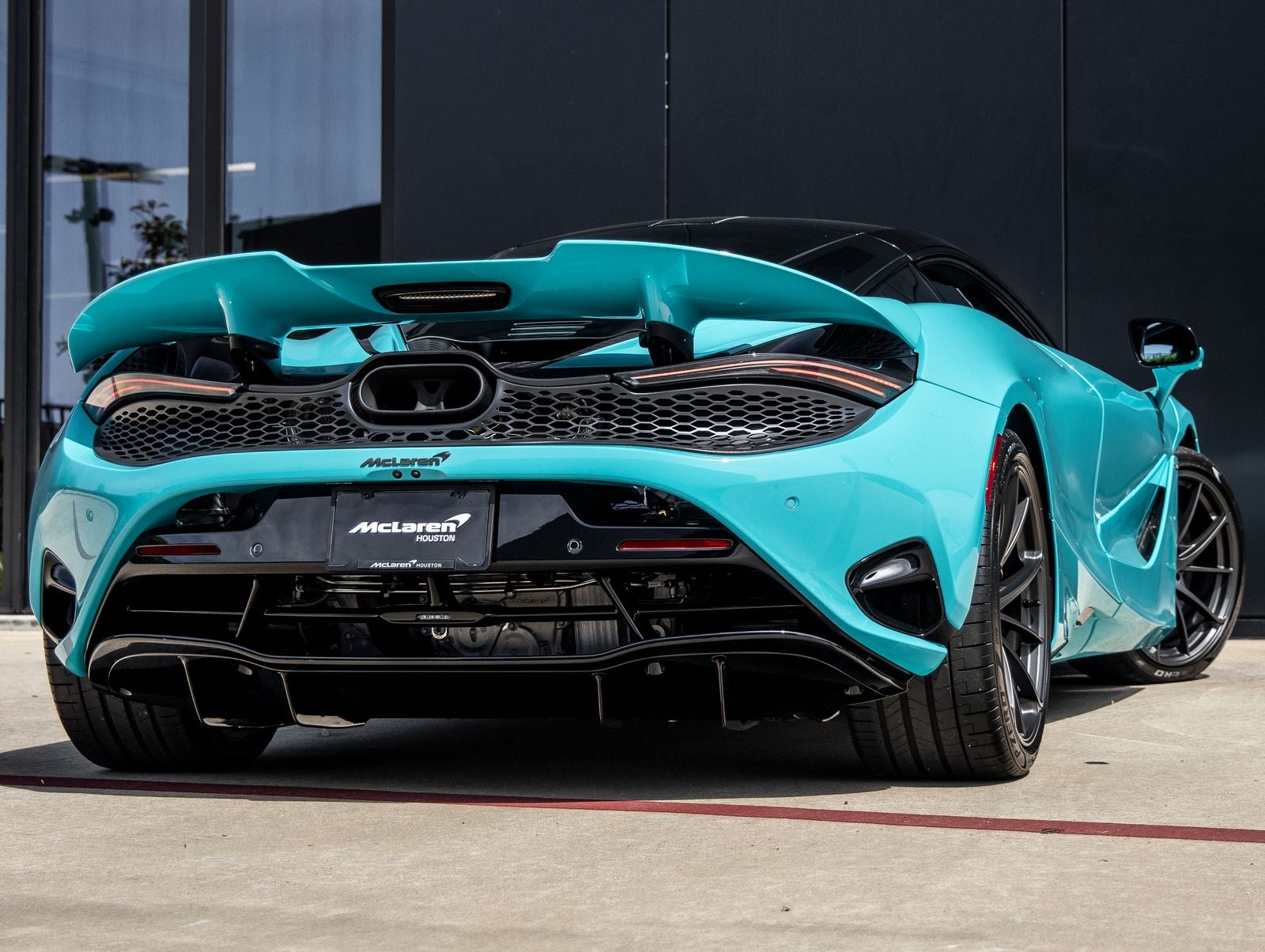 2026 McLaren 750S Base