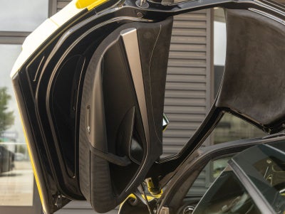 2027 McLaren 750S Base