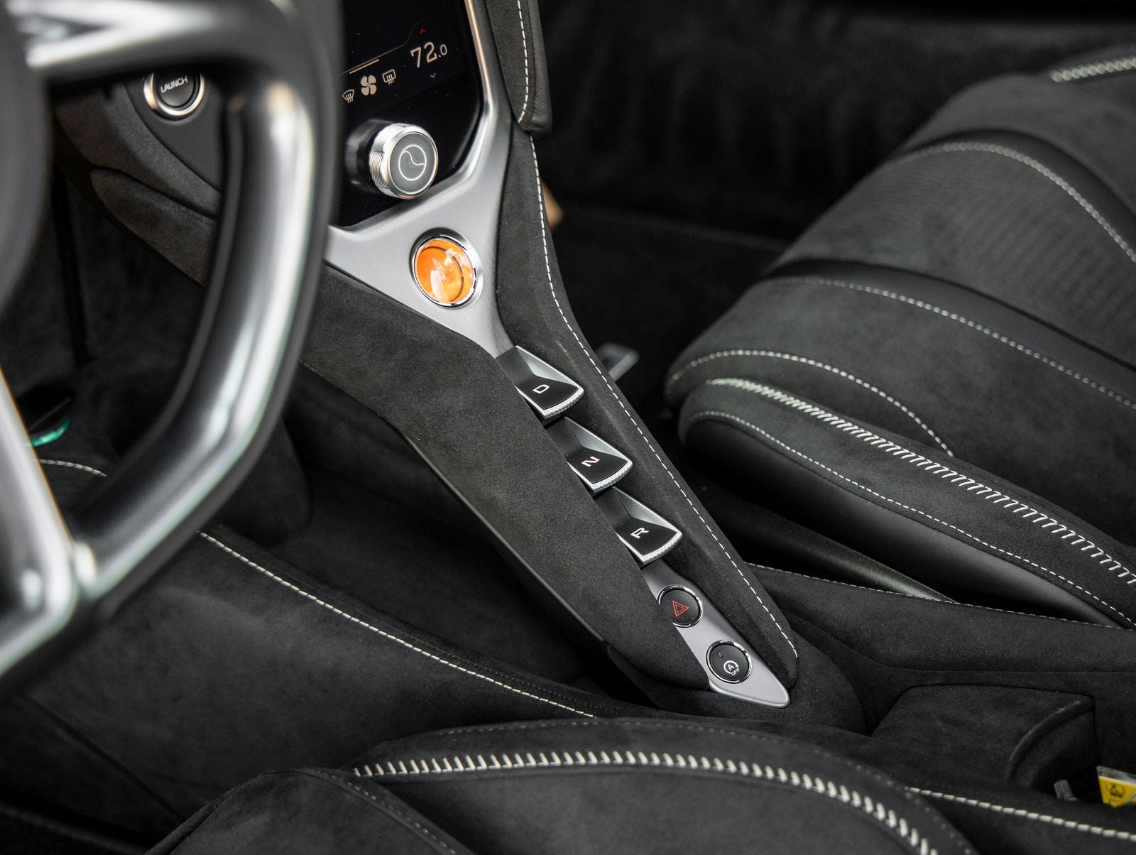 2027 McLaren 750S Base