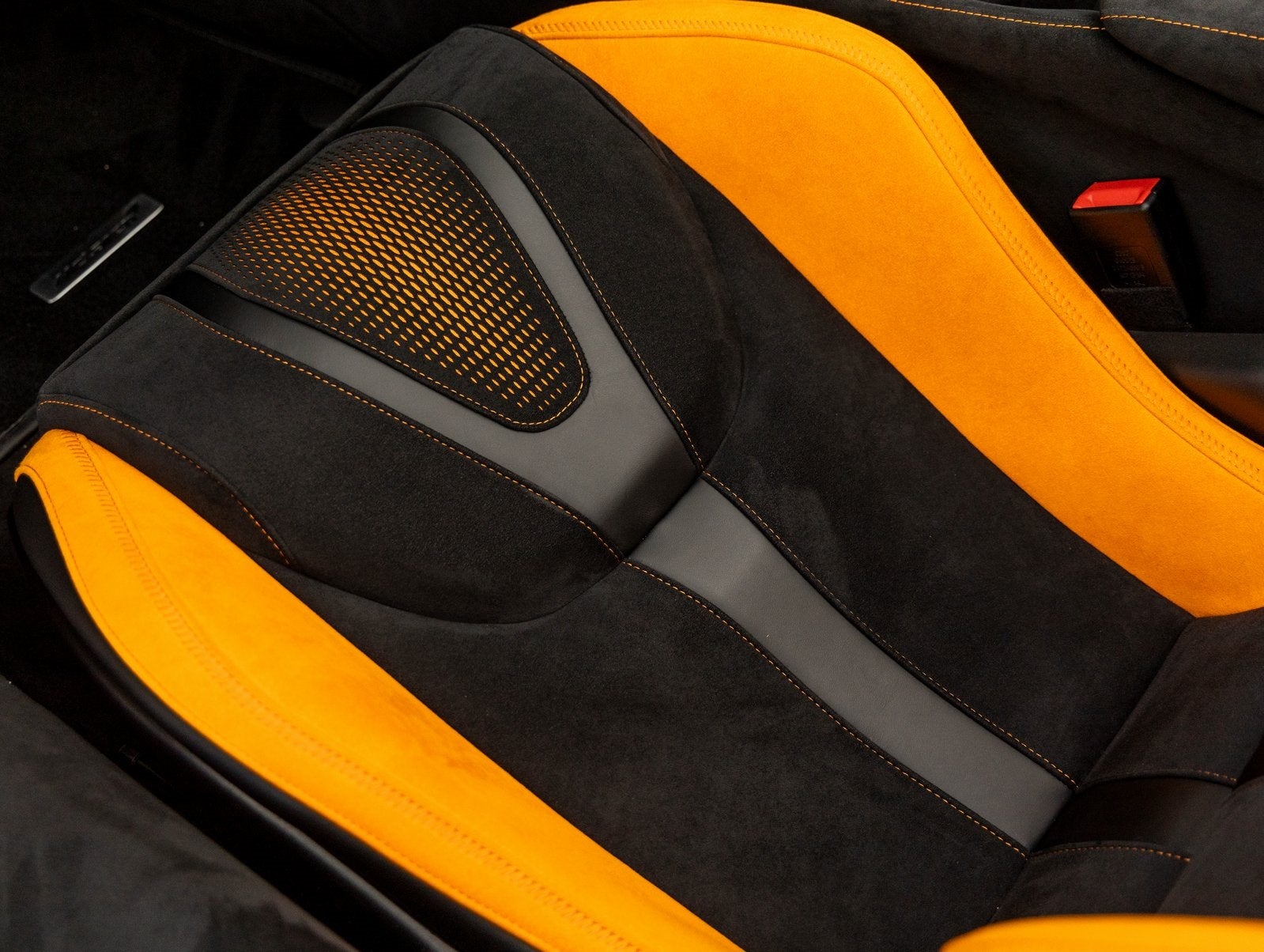 2026 McLaren 750S Base