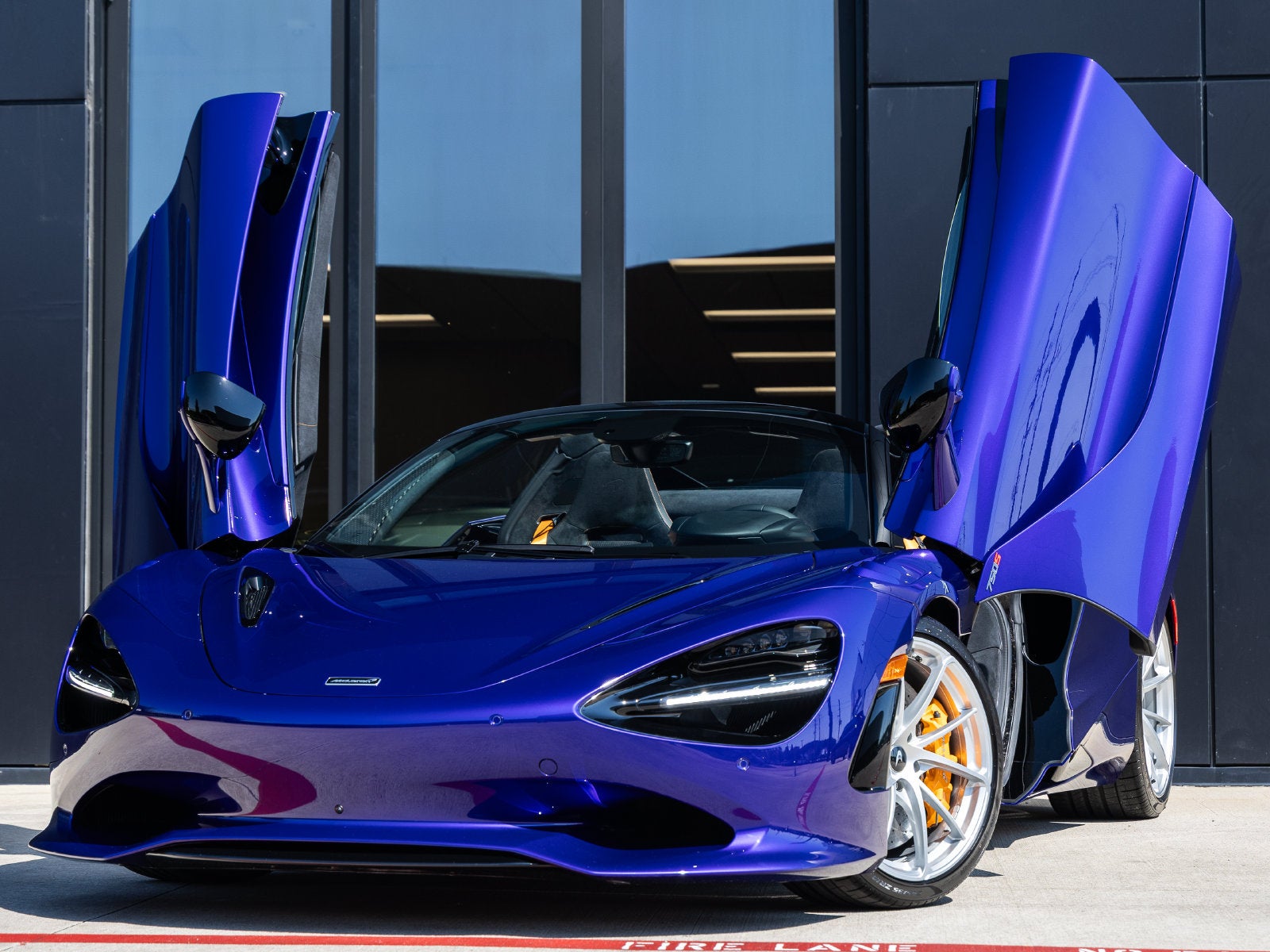2027 McLaren 750S Base